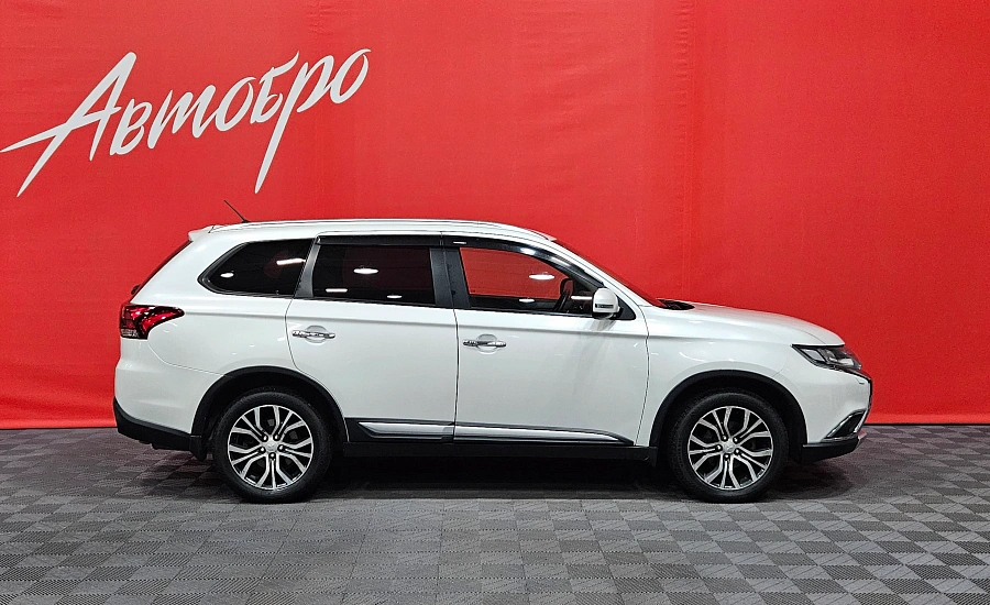 Mitsubishi Outlander, III Рестайлинг 2 2015