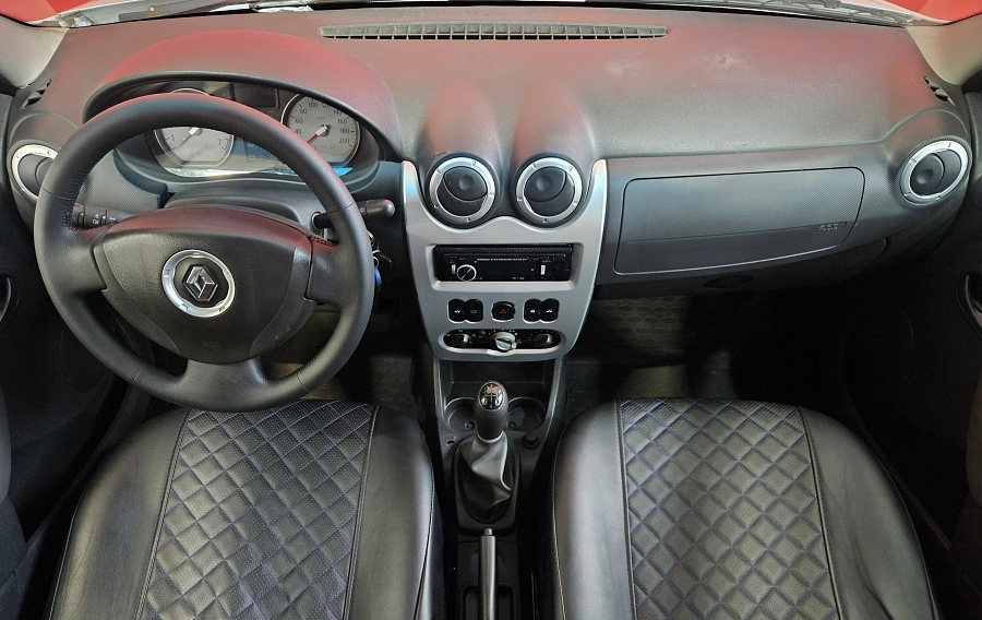 Renault Logan, I Рестайлинг 2013