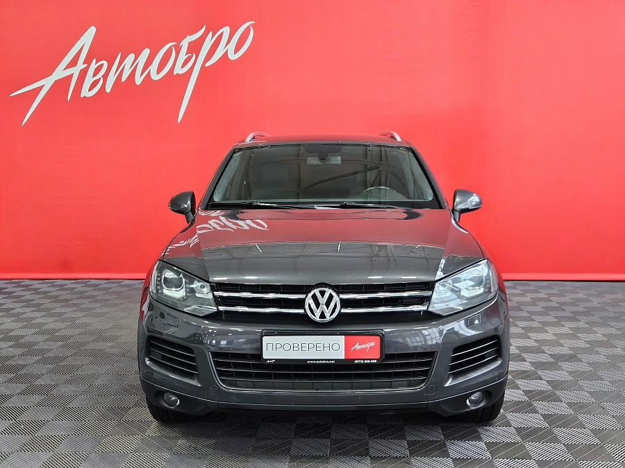 Volkswagen Touareg, II 2011