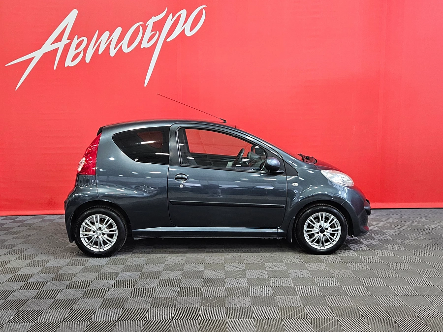 Peugeot 107, I 2007