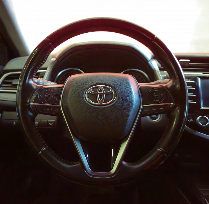 Toyota Camry, VIII (XV70) 2019