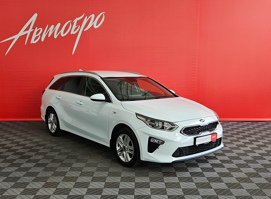 Kia Ceed, III 2021