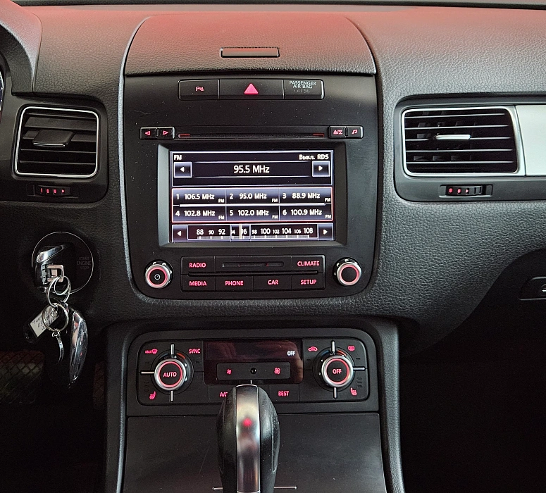 Volkswagen Touareg, II 2013