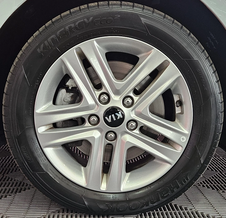 Kia Ceed, III 2021