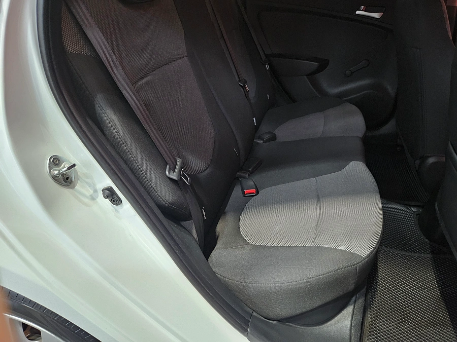 Hyundai Solaris, I 2013