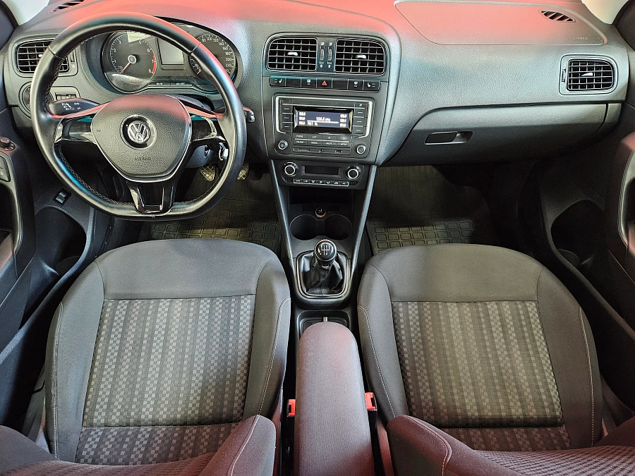 Volkswagen Polo, V Рестайлинг 2015