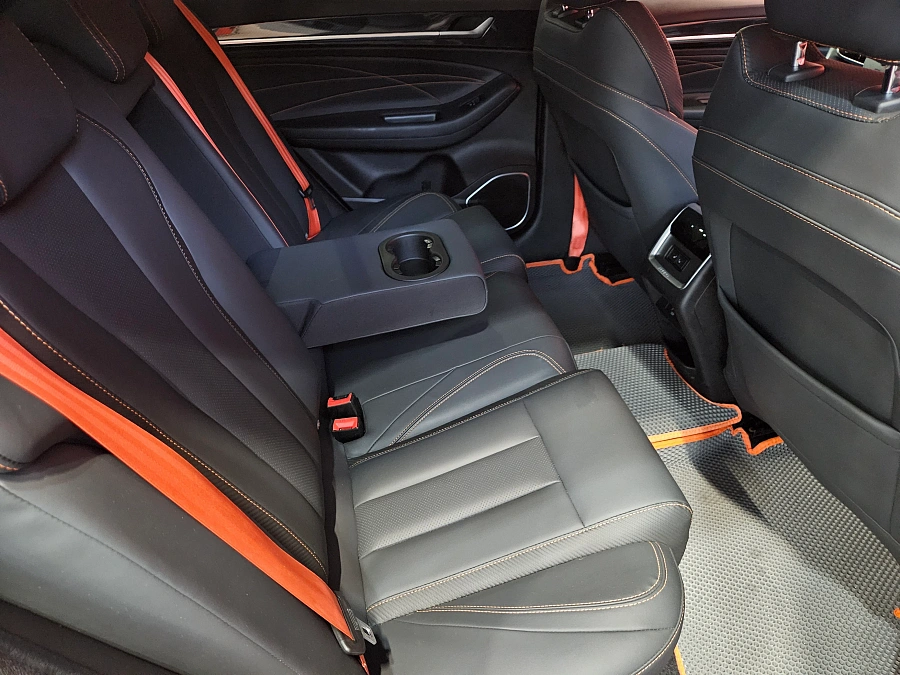 OMODA S5 GT, I 2023