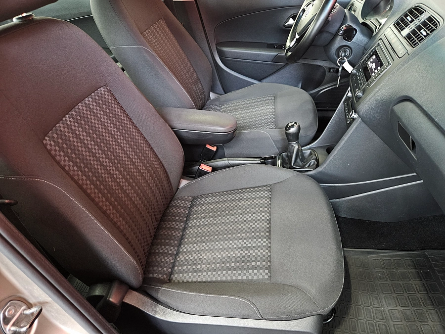 Volkswagen Polo, V Рестайлинг 2015