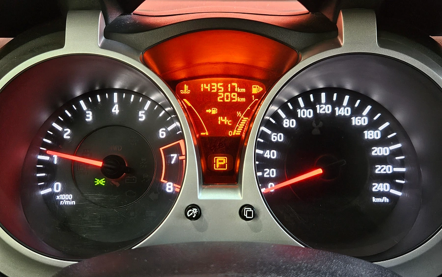 Nissan Juke, I 2014