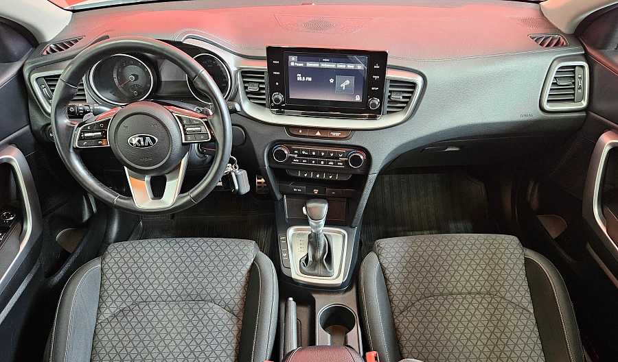 Kia Ceed, III 2021