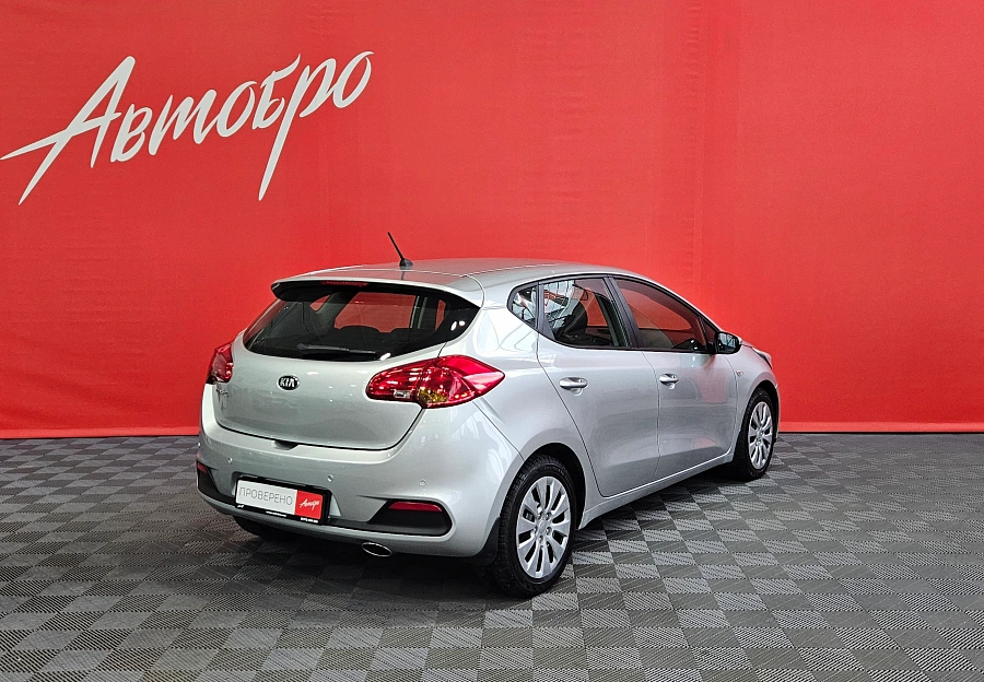 Kia Ceed, II 2013