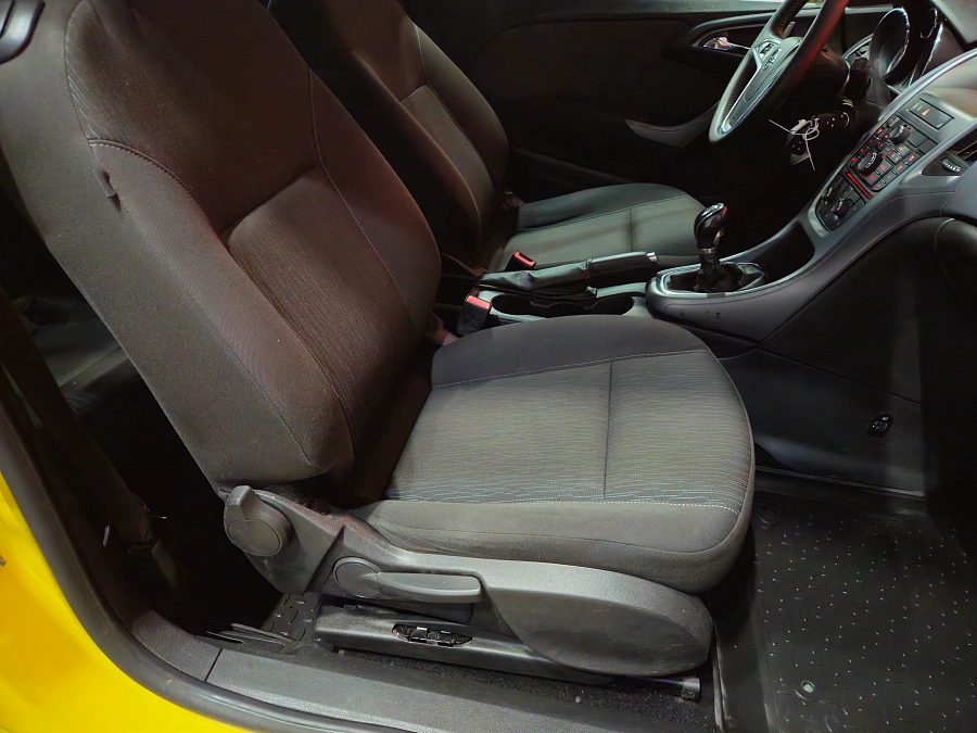 Opel Astra, J Рестайлинг 2012