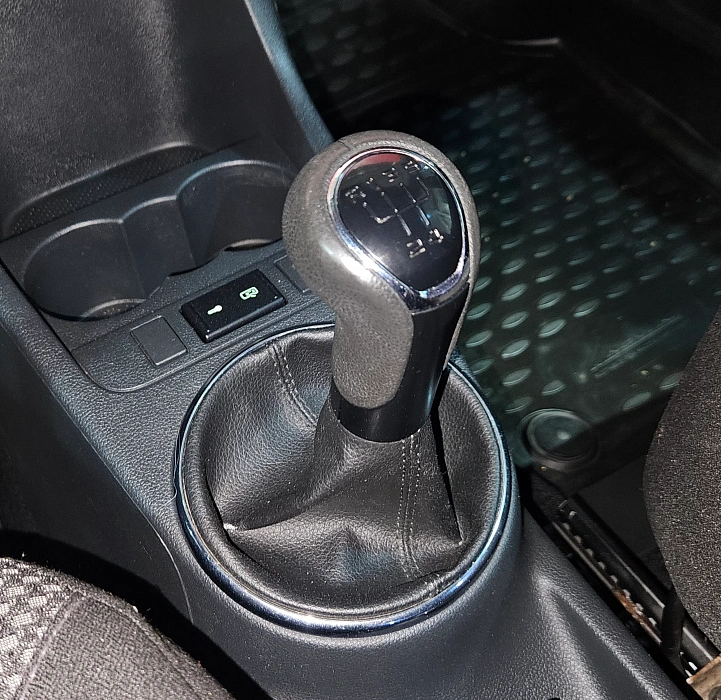 Skoda Fabia, II Рестайлинг 2012