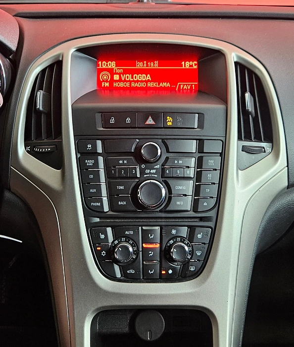 Opel Astra, J 2010
