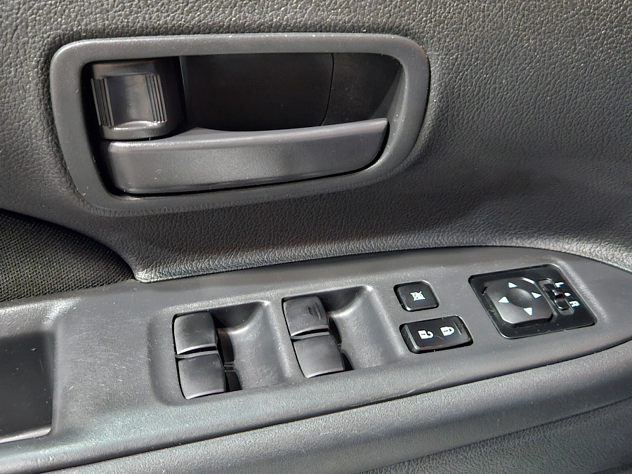 Mitsubishi Outlander, III 2014