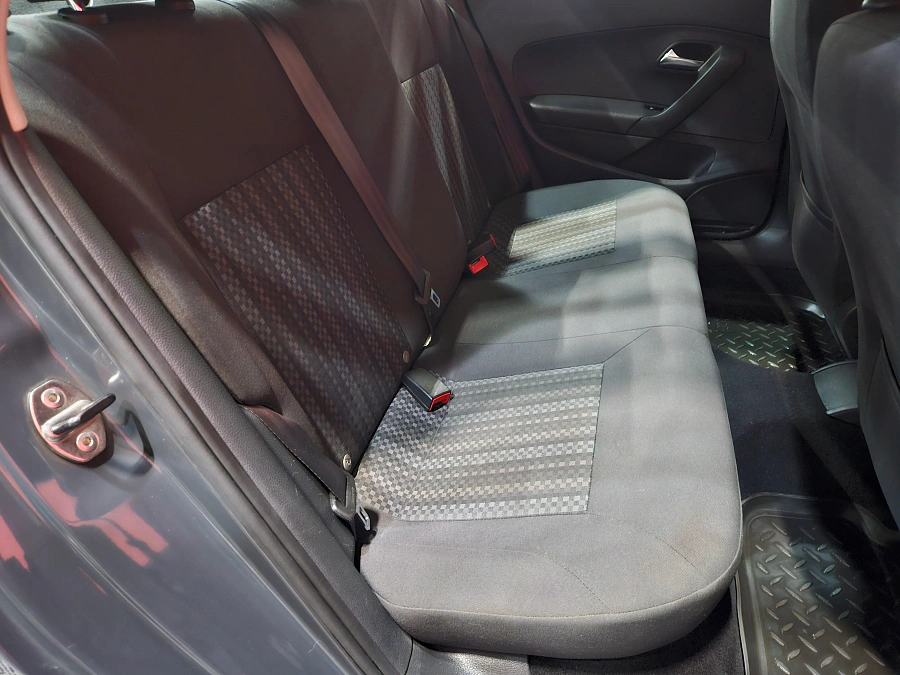 Volkswagen Polo, V Рестайлинг 2015