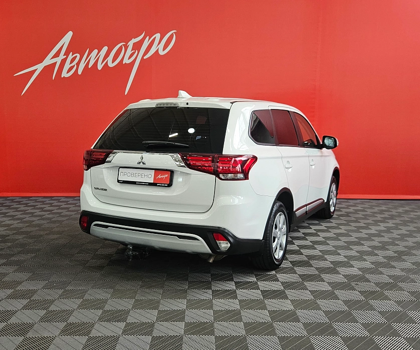 Mitsubishi Outlander, III Рестайлинг 3 2020