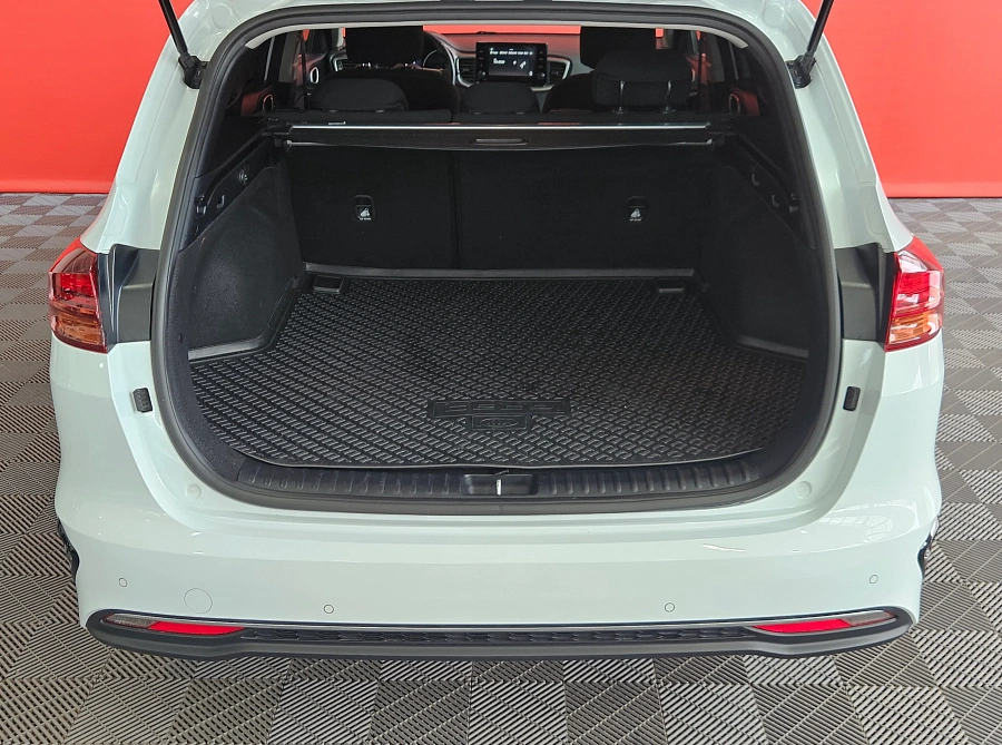 Kia Ceed, III 2021
