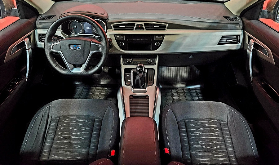Geely Atlas, I 2020