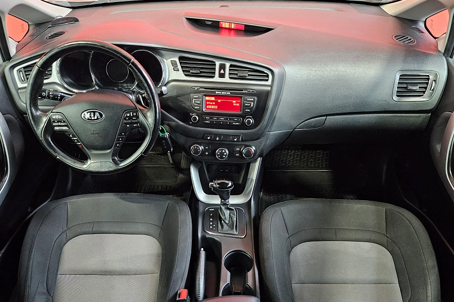 Kia Ceed, II 2013