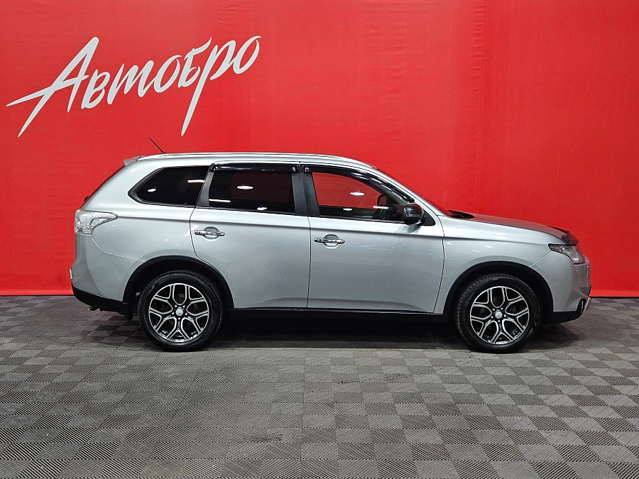 Mitsubishi Outlander, III Рестайлинг 2014