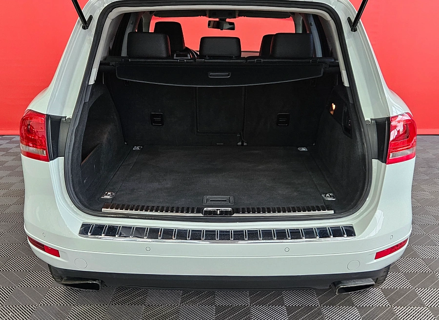 Volkswagen Touareg, II 2013