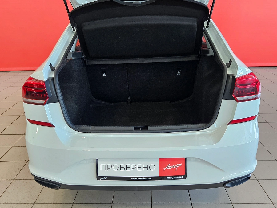 Volkswagen Polo, VI 2021
