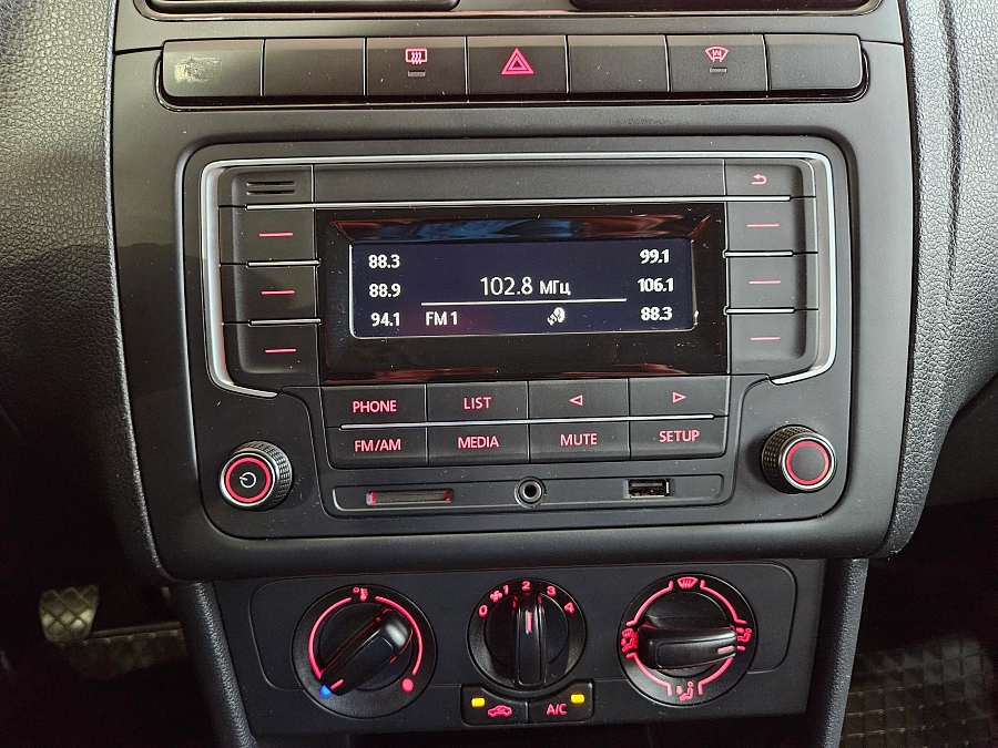 Volkswagen Polo, V Рестайлинг 2019