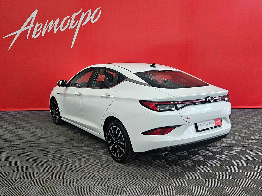 JAC J7, I 2023