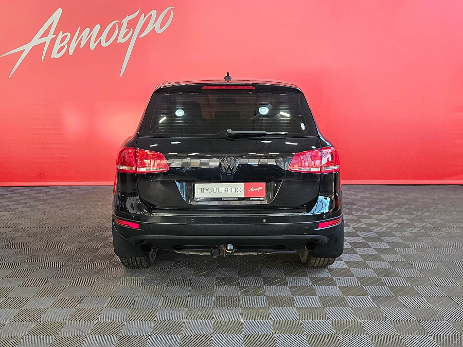 Volkswagen Touareg, II 2010