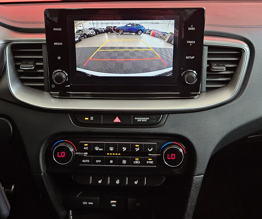 Kia Ceed, III 2021