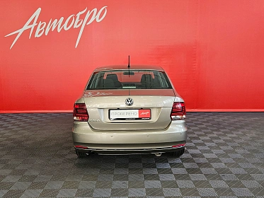 Volkswagen Polo, V Рестайлинг 2015