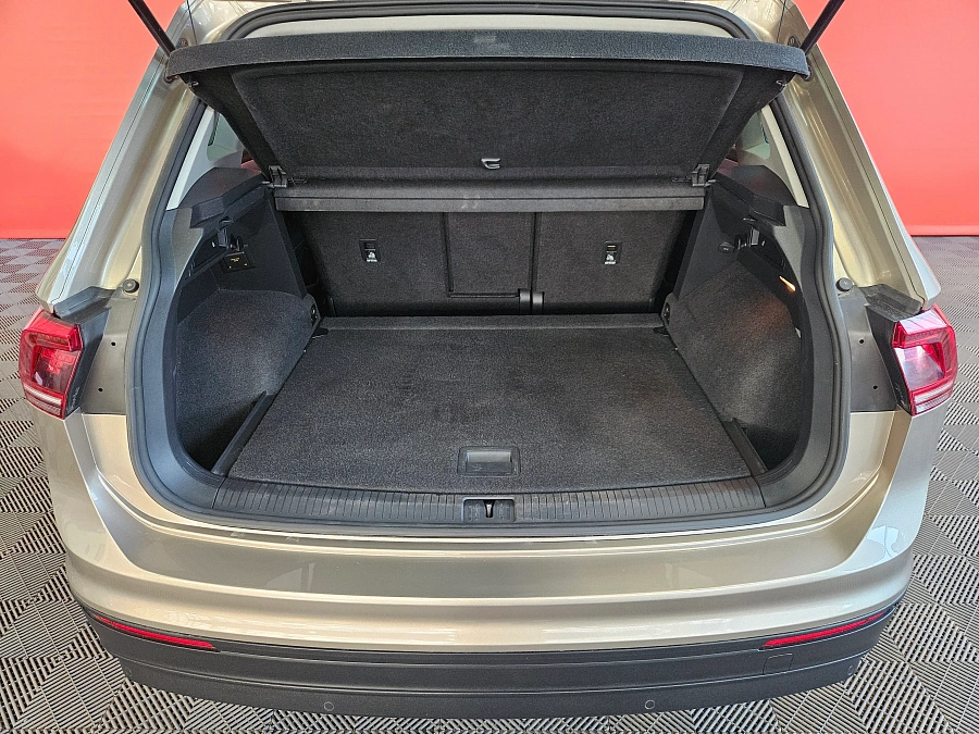 Volkswagen Tiguan, II 2018