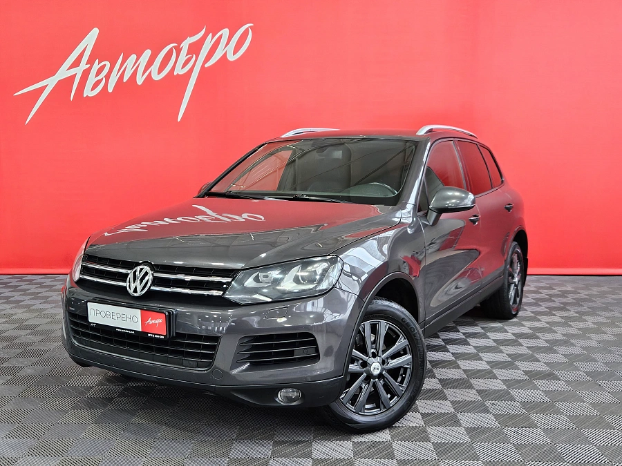 Volkswagen Touareg, II 2011