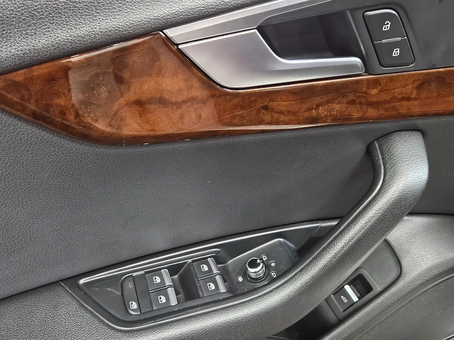Audi A4, V (B9) 2016