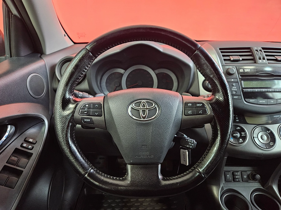 Toyota RAV4, III (XA30) 2010