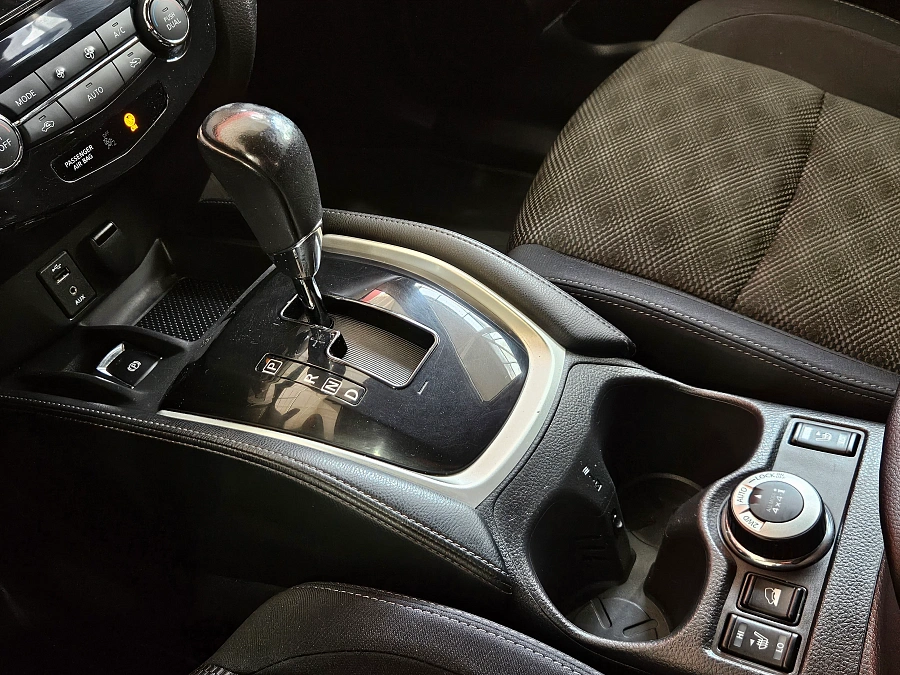Nissan X-Trail, III 2018