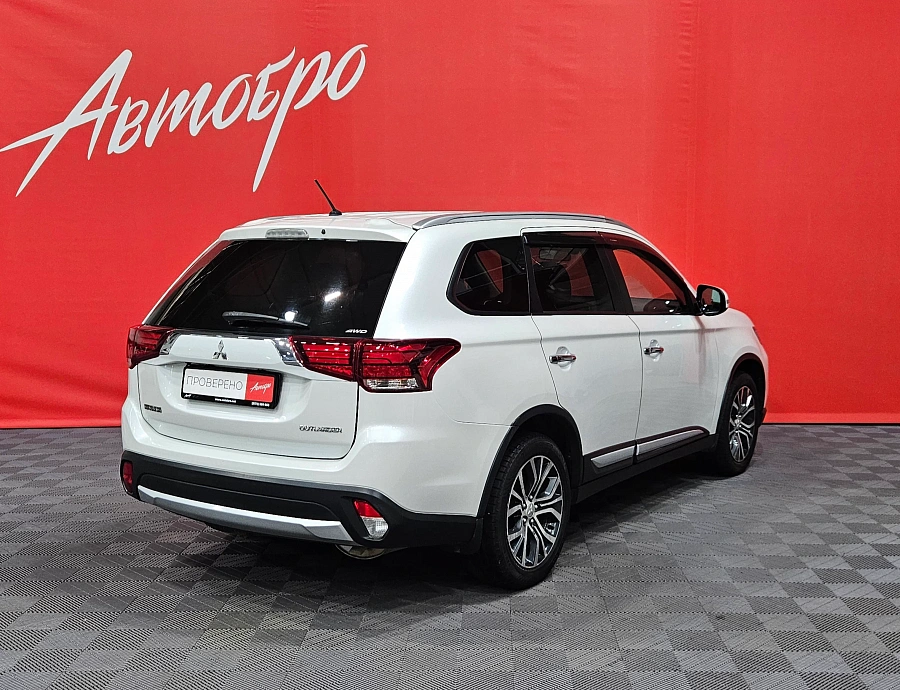 Mitsubishi Outlander, III Рестайлинг 2 2015