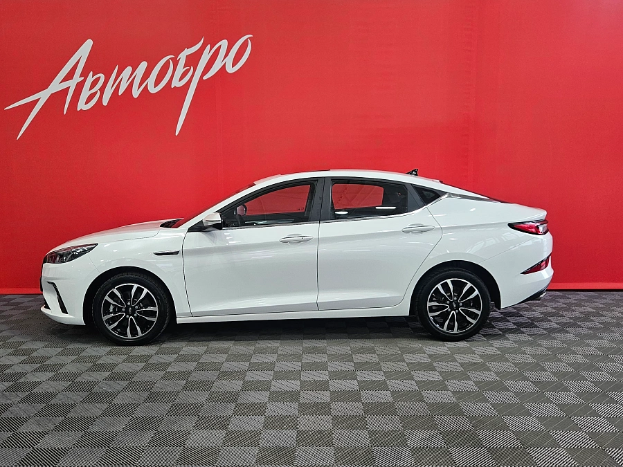 JAC J7, I 2023