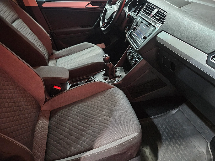 Volkswagen Tiguan, II 2018