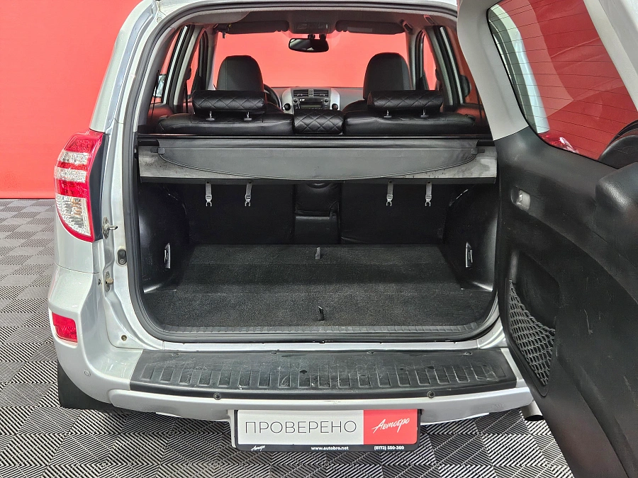 Toyota RAV4, III (XA30) 2010
