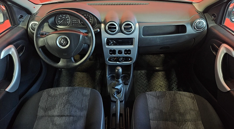 Renault Logan, I Рестайлинг 2014