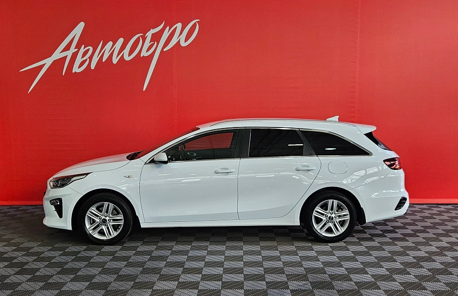 Kia Ceed, III 2021