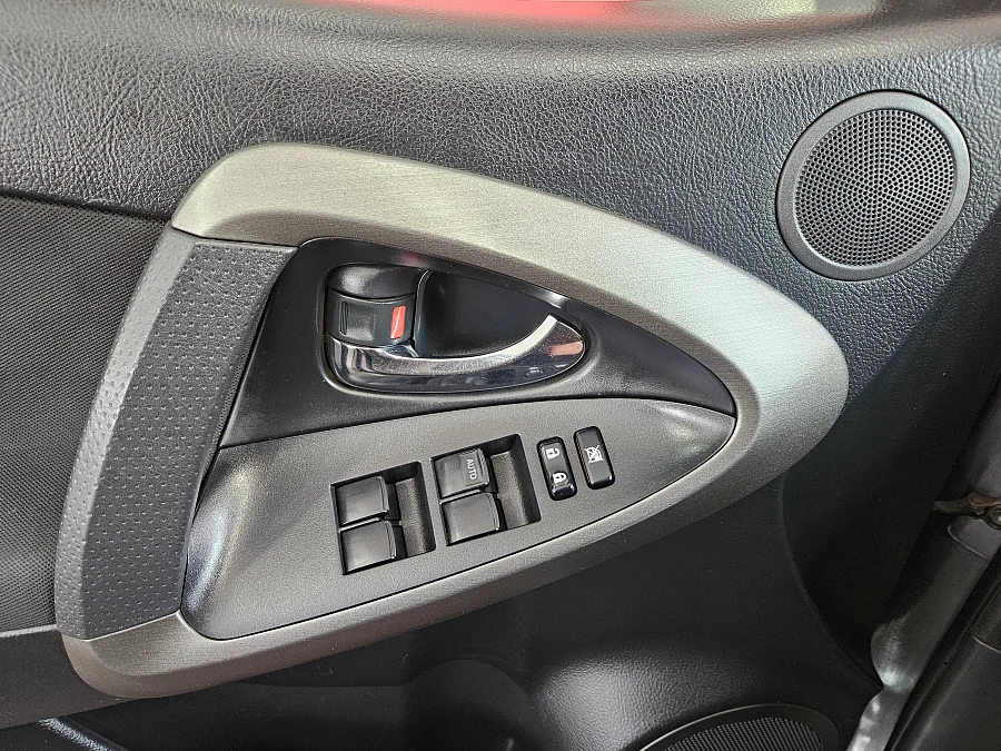 Toyota RAV4, III (XA30) Рестайлинг 2012