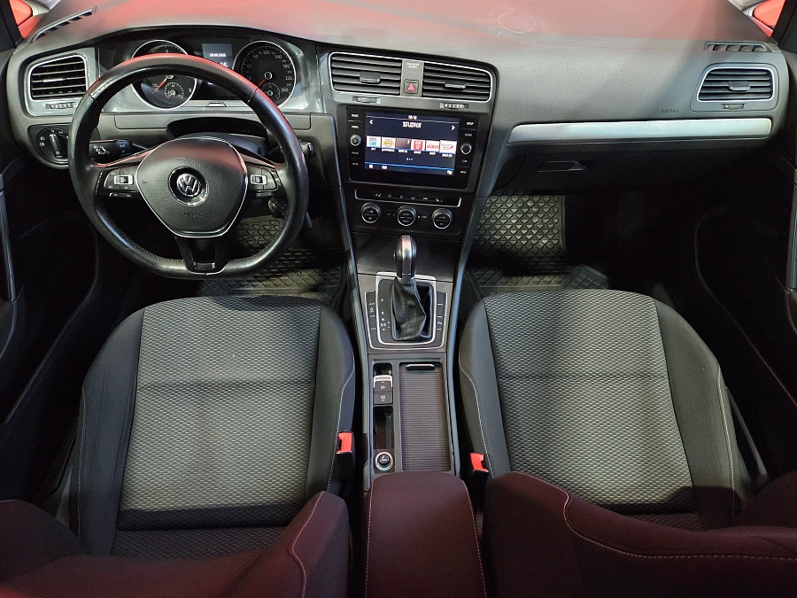 Volkswagen Golf, VII Рестайлинг 2018