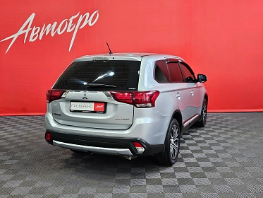Mitsubishi Outlander, III Рестайлинг 2 2015