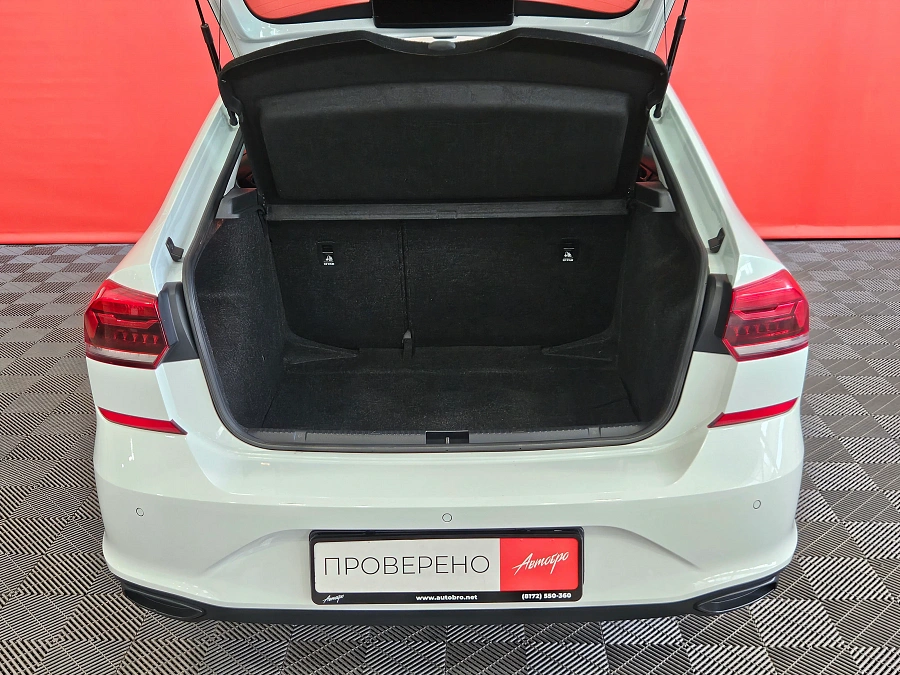 Volkswagen Polo, VI 2021