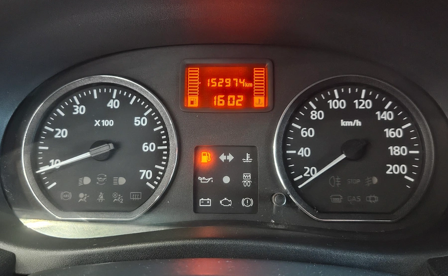 Renault Logan, I Рестайлинг 2014