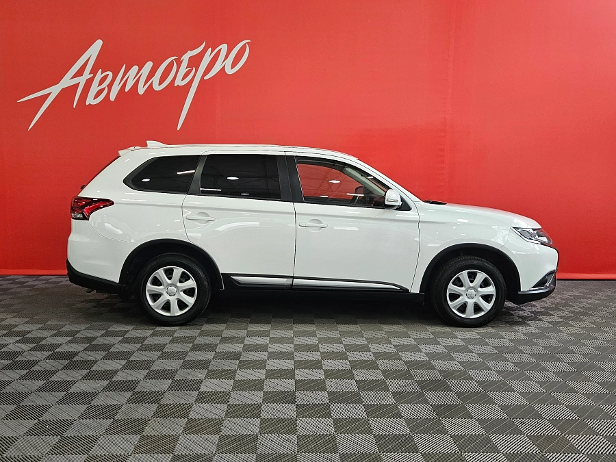 Mitsubishi Outlander, III Рестайлинг 3 2020
