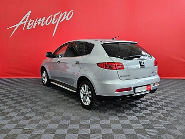 Luxgen Luxgen7 SUV, I 2013